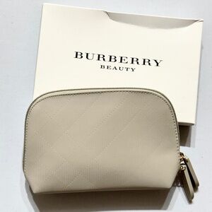NWT Burberry Beauty Beige Grey Makeup Bag Pouch Embossed Plaid Tartan With Box